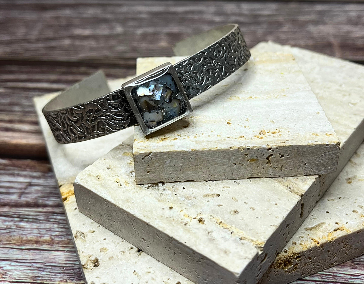 Salty Serenity – Shell Inlay Cuff